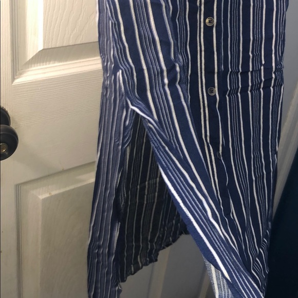 Blue and white stripes maxi skirt - Picture 2 of 3